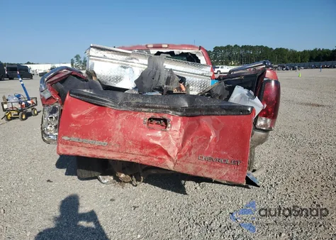 2000 Chevrolet Silverado C1500 from USA, damaged, VIN 2GCEC19T2Y1129888